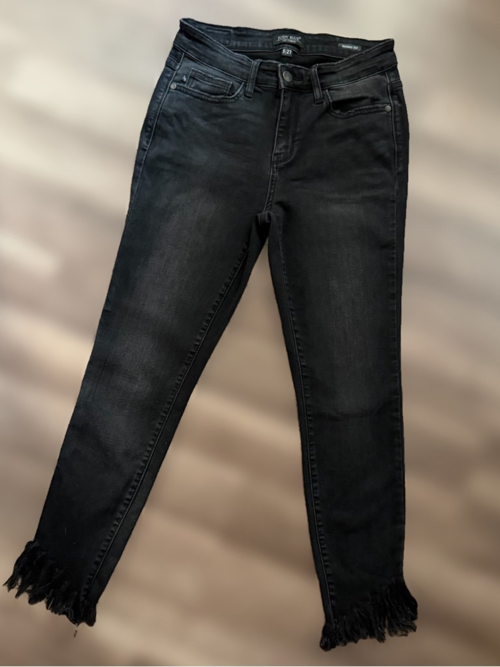 Judy Blue Black High-Rise Frayed-Hem Women’s Jeans 5/27 - Picture 3 of 8